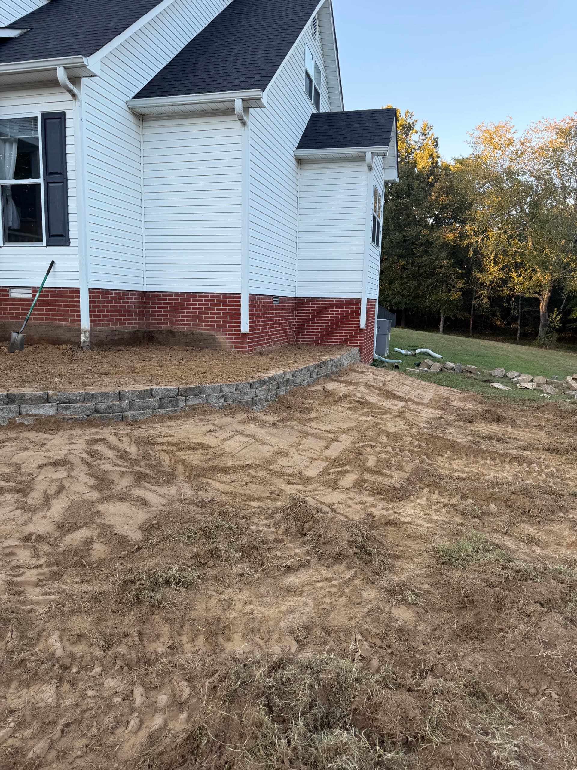 Gallery photos for Retaining Wall Rebuild and Bermuda Sod Install on a Full Front Yard: Image #5