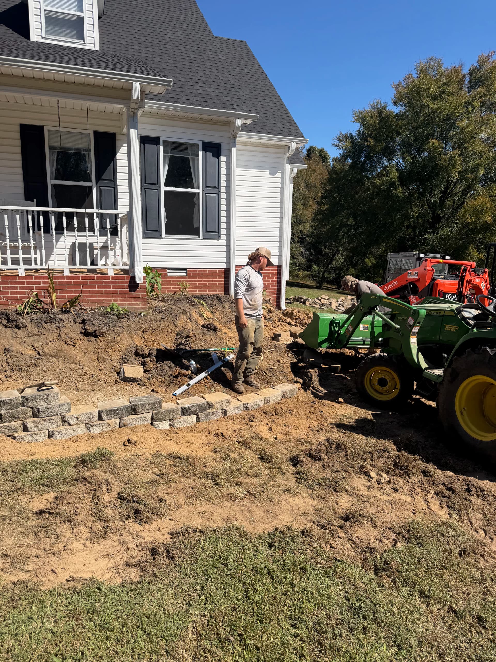 Gallery photos for Retaining Wall Rebuild and Bermuda Sod Install on a Full Front Yard: Image #6