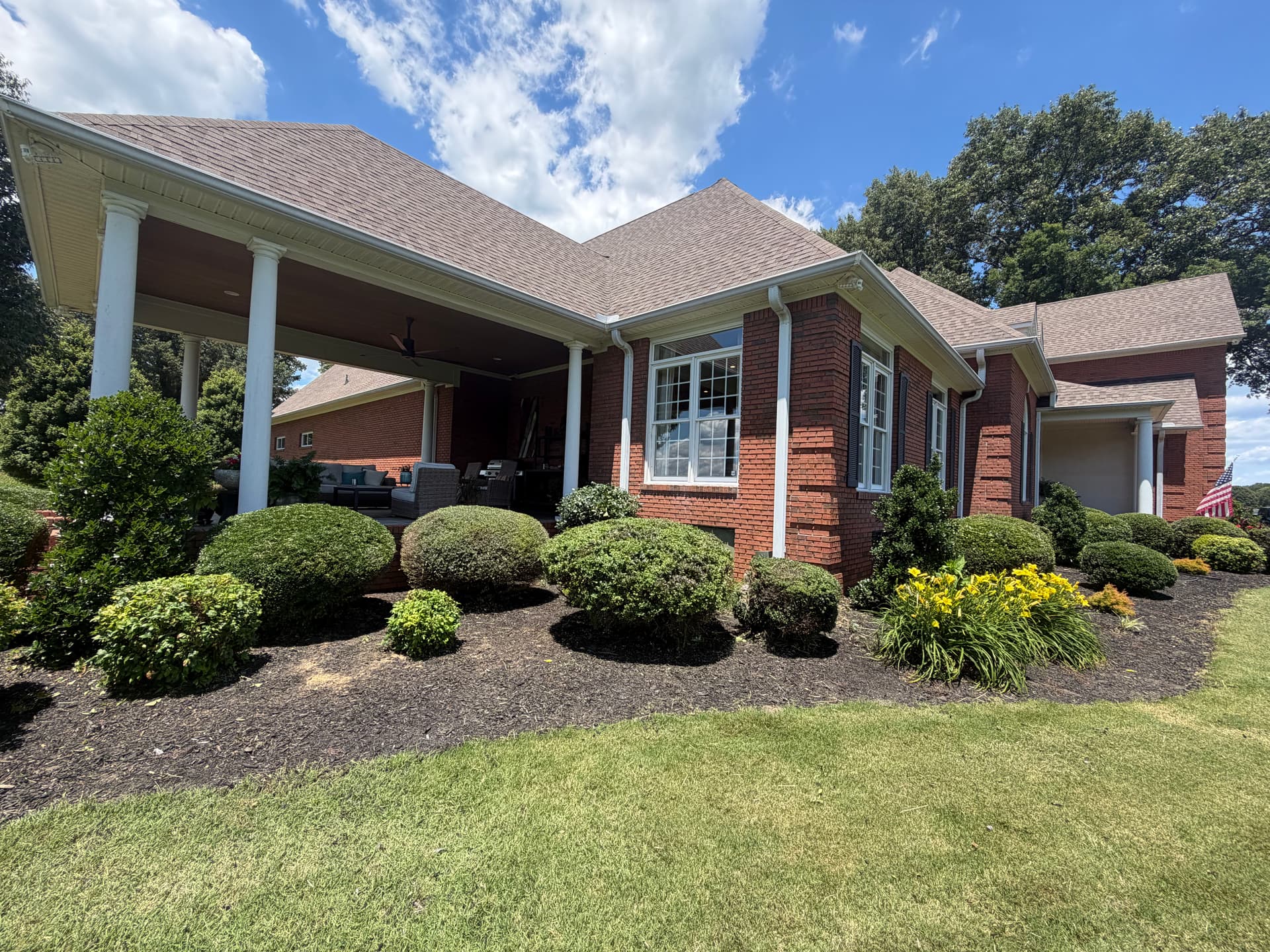Gallery photos for Shrub Trimming Done Right at a Humboldt Home: Image #3