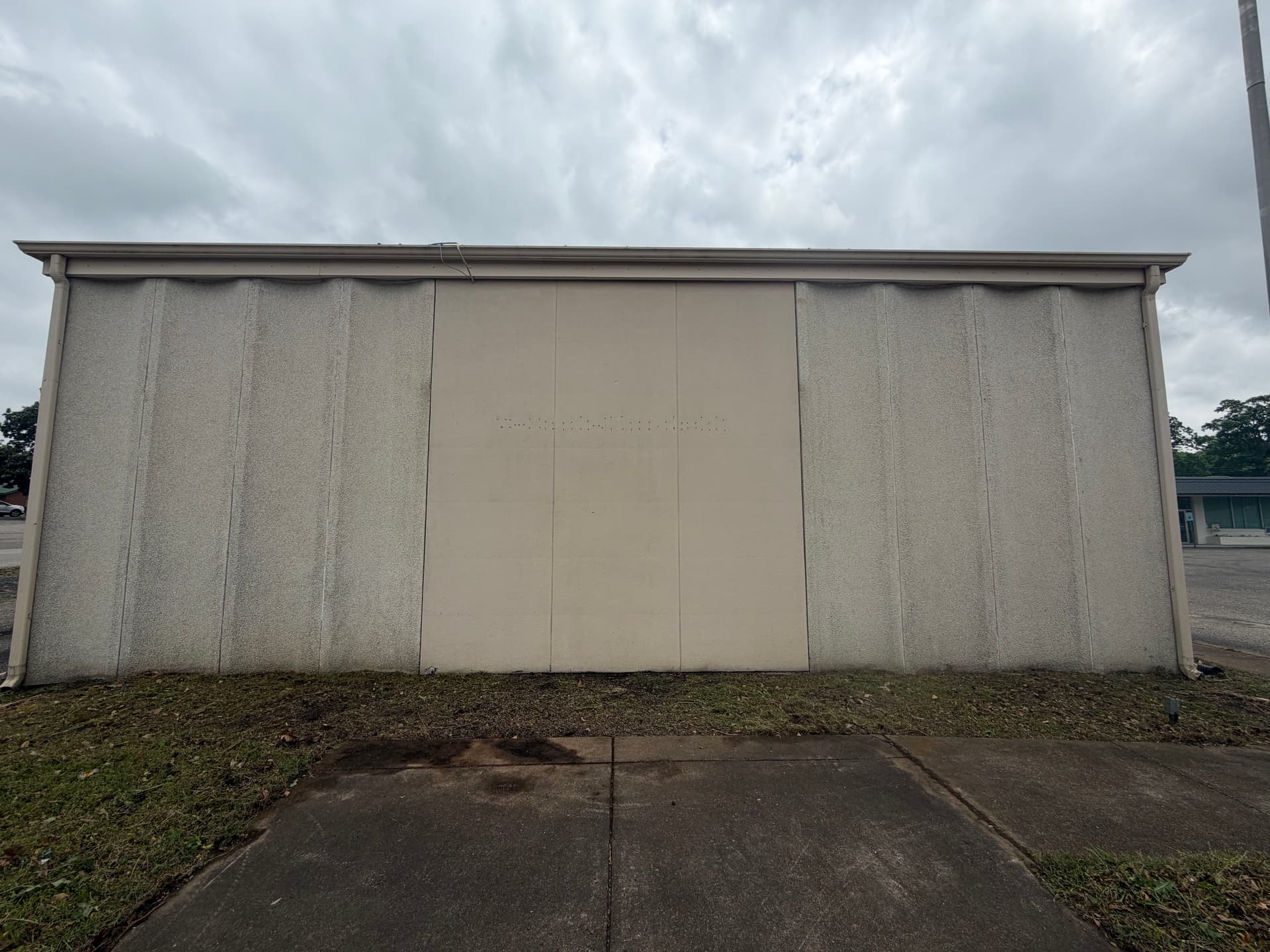 Gallery photos for Vacant Bank Gets a Full Landscape Cleanup in Humboldt: Image #1