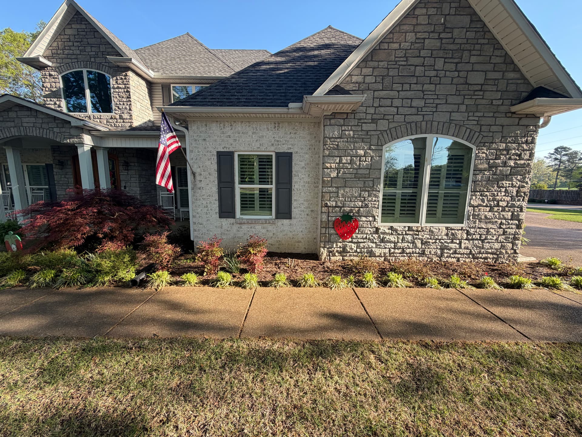 Flowerbed Cleanup and Fresh Mulch Install in Humboldt image